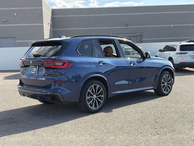 Used 2022 BMW X5 M50i AWD/4WD image 5