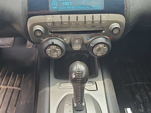 Used 2010 Chevrolet Camaro SS w/ RS Package RWD image 18