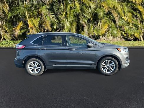 Used 2020 Ford Edge SEL FWD image 3