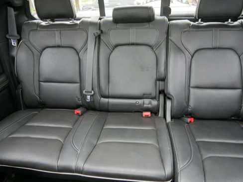 Used 2019 RAM 1500 Limited w/ Advanced Safety Group AWD/4WD image 13