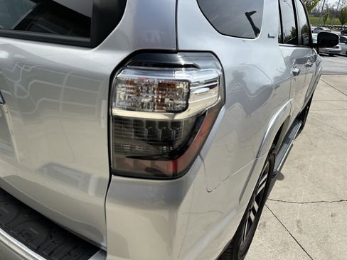 Certified 2019 Toyota 4Runner Limited AWD/4WD image 37