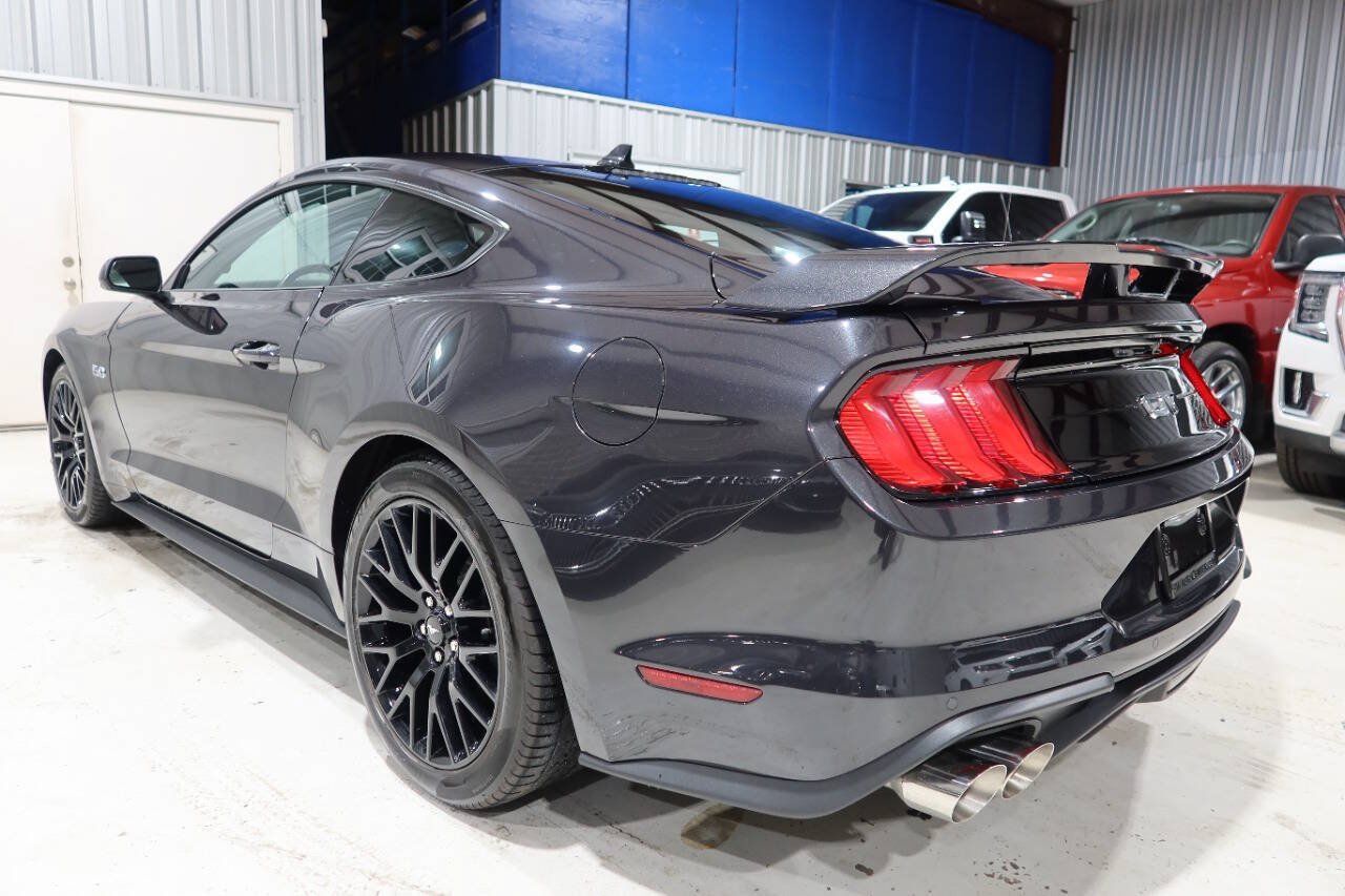 Used 2022 Ford Mustang GT w/ GT Performance Package RWD image 3