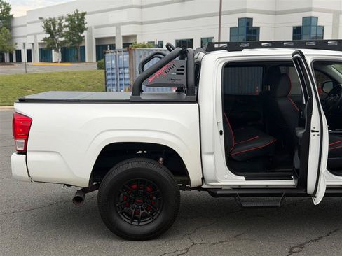 Used 2017 Toyota Tacoma SR w/ Tow Package AWD/4WD image 12