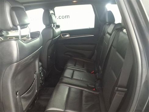 Used 2015 Jeep Grand Cherokee Overland w/ Advanced Technology Group image 9