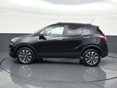 Used 2022 Buick Encore Preferred w/ Safety Package image 2