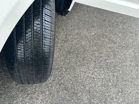 Used 2012 Dodge Journey American Value Package w/ Flexible Seating Group image 16