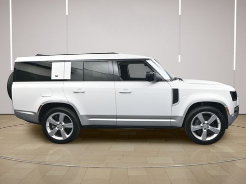 Used 2023 Land Rover Defender 130 First Edition AWD/4WD image 24