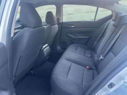 Used 2022 Nissan Altima 2.5 SV FWD image 16