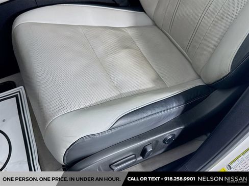 Used 2016 Lexus RX 350 AWD w/ Premium Package image 19