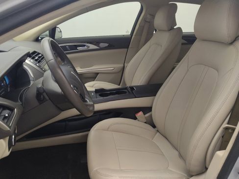 Used 2016 Lincoln MKZ Hybrid image 17