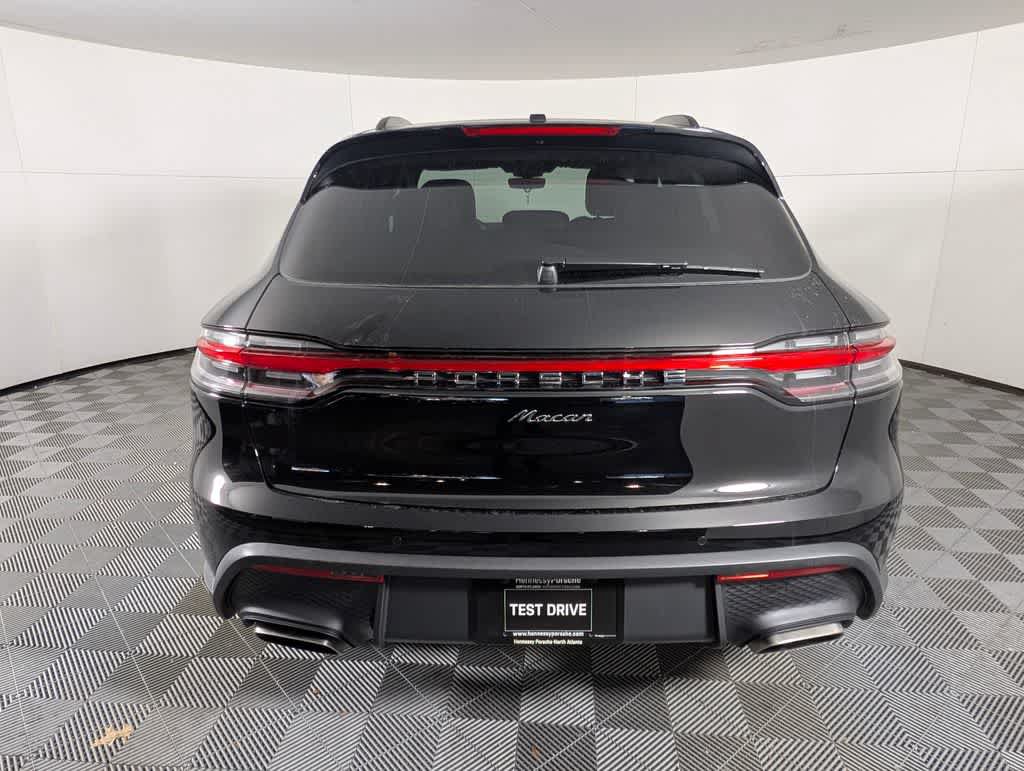 Used 2026 Porsche Macan AWD/4WD image 7