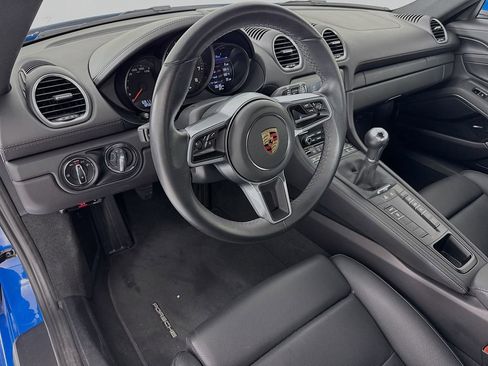 Certified 2024 Porsche 718 Cayman RWD image 4