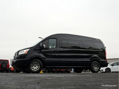 Used 2019 Ford Transit 150 148 Low Roof w/ Exterior Upgrade Package image 19