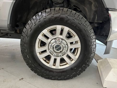 Used 2019 Ford F350 XLT w/ XLT Value Package image 16