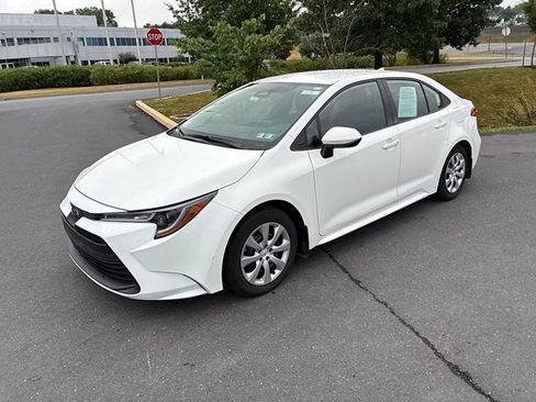 Used 2024 Toyota Corolla LE FWD image 17