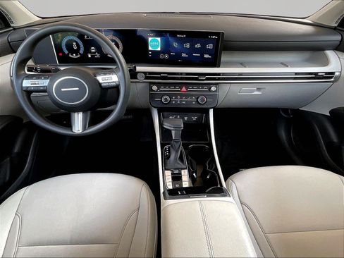Used 2025 Hyundai Tucson SE FWD image 7