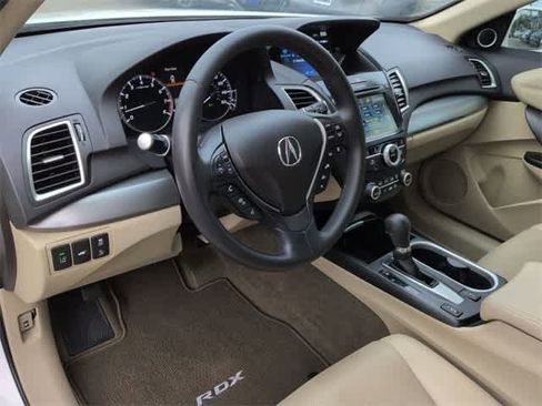 Certified 2018 Acura RDX AWD w/ Technology Package image 10