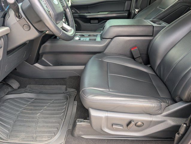 Used 2024 Ford Expedition XLT RWD image 15