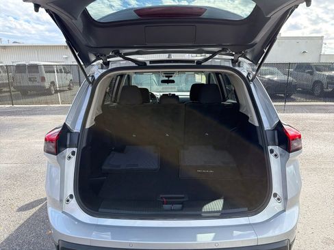 Certified 2025 Nissan Rogue S image 22