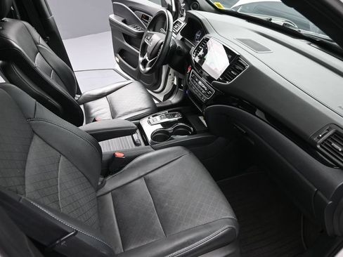 Certified 2022 Honda Passport Elite image 28
