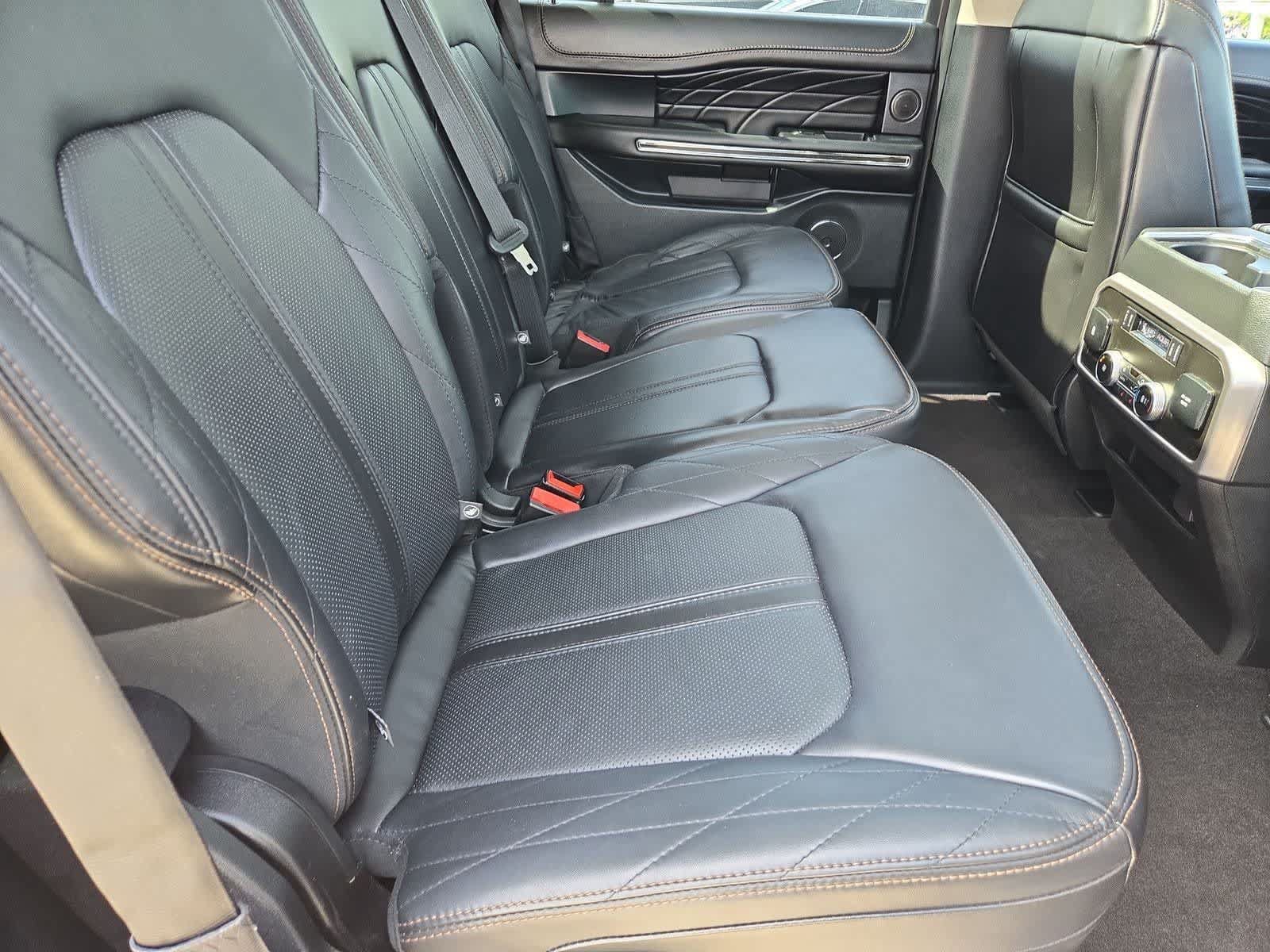 Used 2020 Ford Expedition Platinum AWD/4WD image 19