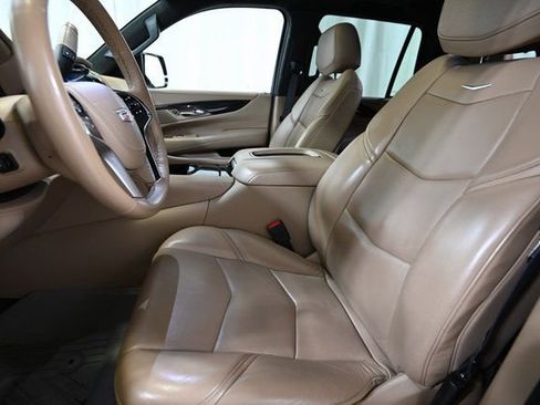 Used 2020 Cadillac Escalade Platinum image 8