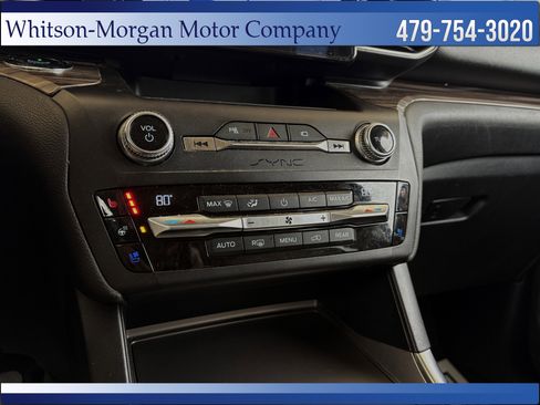 Used 2020 Ford Explorer Limited image 27