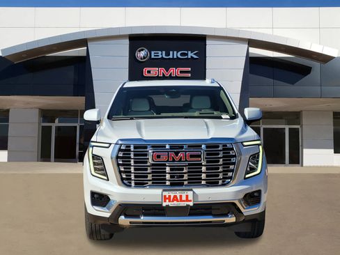 New 2026 GMC Yukon XL Denali w/ Denali Reserve Package image 2