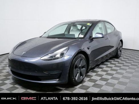 Used 2021 Tesla Model 3 Standard Range Plus image 24