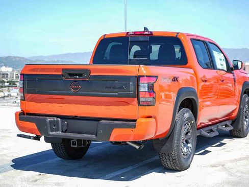 New 2026 Nissan Frontier PRO-4X w/ Tow Package AWD/4WD image 6