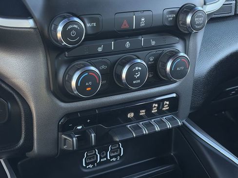 Used 2022 RAM 2500 Big Horn w/ Level C Equiment Group image 16