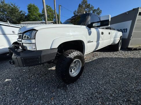Used 2007 Chevrolet Silverado 3500 LT w/ Heavy-Duty Power Package AWD/4WD image 1