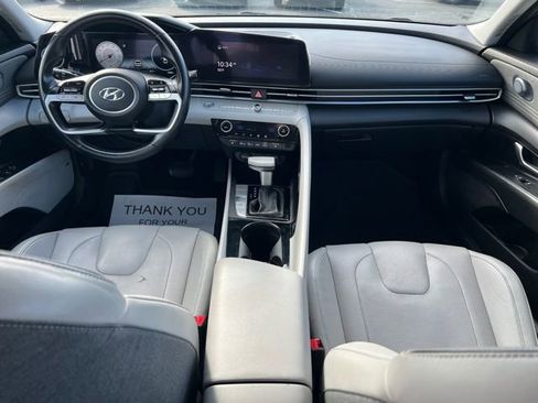 Certified 2021 Hyundai Elantra Limited image 10