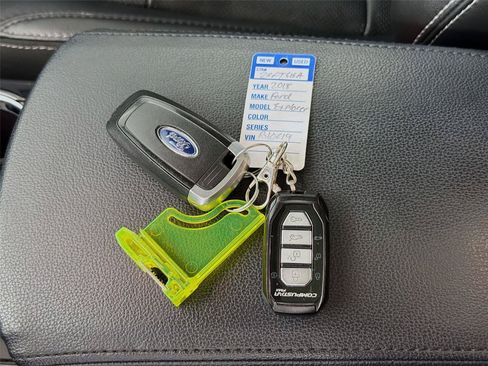 Used 2018 Ford Explorer Limited AWD/4WD image 4
