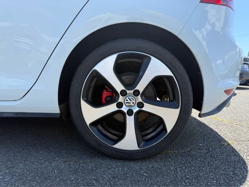 Used 2017 Volkswagen GTI S FWD image 5