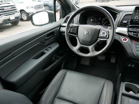 Used 2025 Honda Odyssey Sport-L image 13
