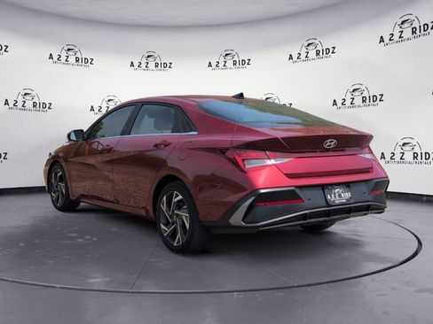 Used 2024 Hyundai Elantra Limited image 4