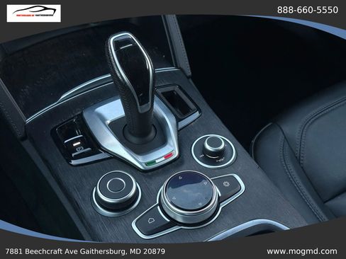 Used 2022 Alfa Romeo Stelvio Sprint AWD/4WD image 23