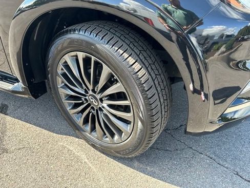 Used 2024 INFINITI QX80 Premium Select w/ Cargo Package AWD/4WD image 9