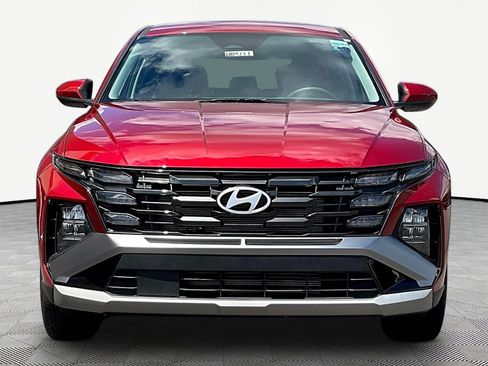 Certified 2026 Hyundai Tucson SE FWD image 2
