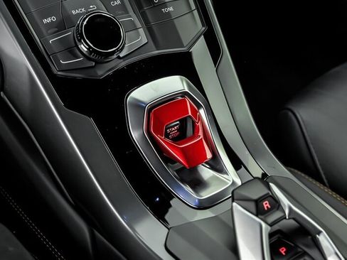 Used 2018 Lamborghini Huracan LP 580-2 RWD image 35