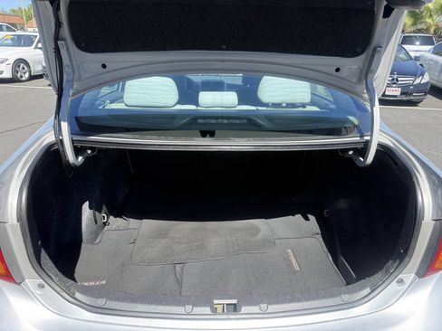 Used 2010 Toyota Corolla LE FWD image 19