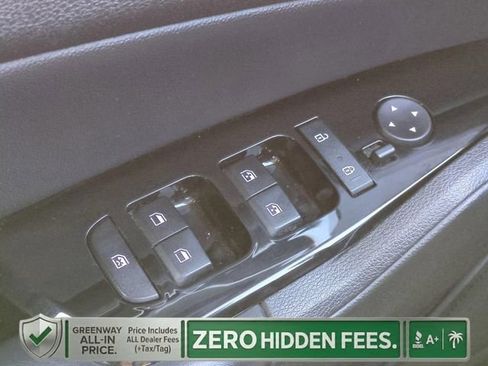 Used 2023 Kia Sportage EX FWD image 23