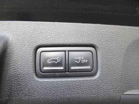 Used 2025 Kia Telluride S image 33