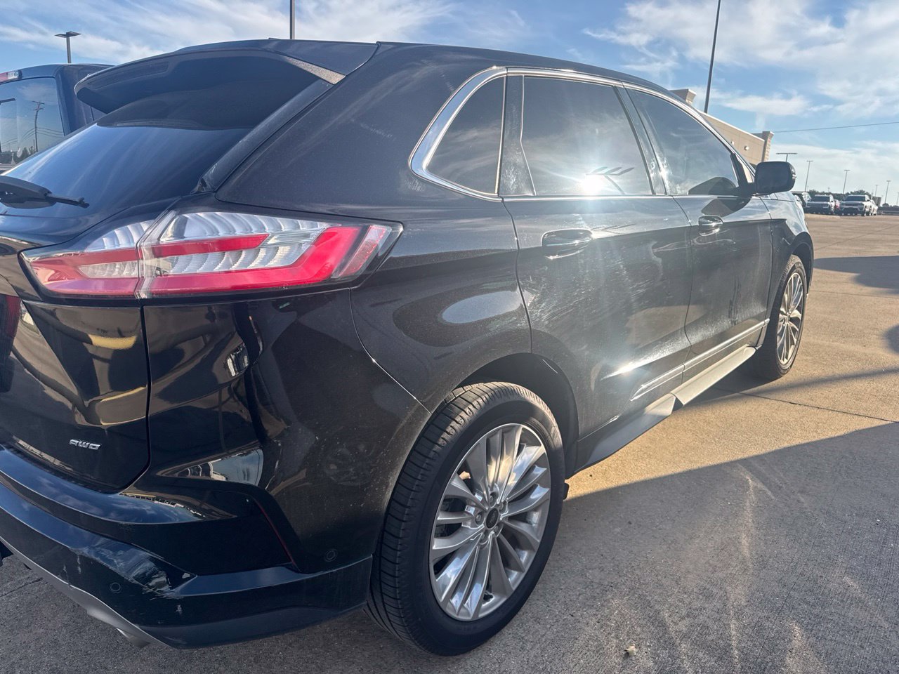 Used 2022 Ford Edge Titanium w/ Equipment Group 301A AWD/4WD image 4