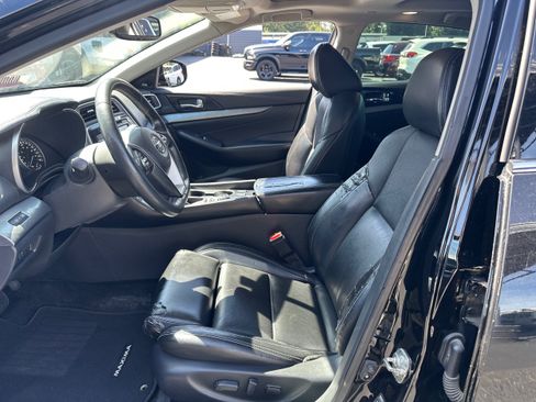 Used 2017 Nissan Maxima 3.5 SL FWD image 9