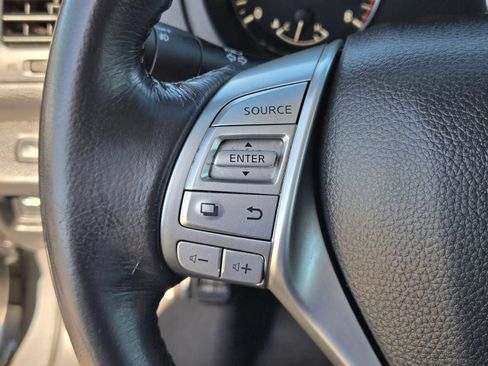 Used 2018 Nissan Altima 2.5 SV image 18