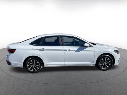 Used 2025 Volkswagen Jetta S image 15