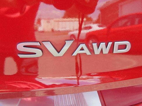 Used 2024 Nissan Rogue SV AWD/4WD image 10