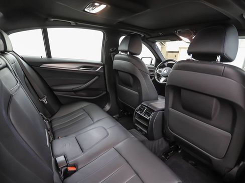 Used 2019 BMW 530i xDrive w/ M Sport Package AWD/4WD image 26